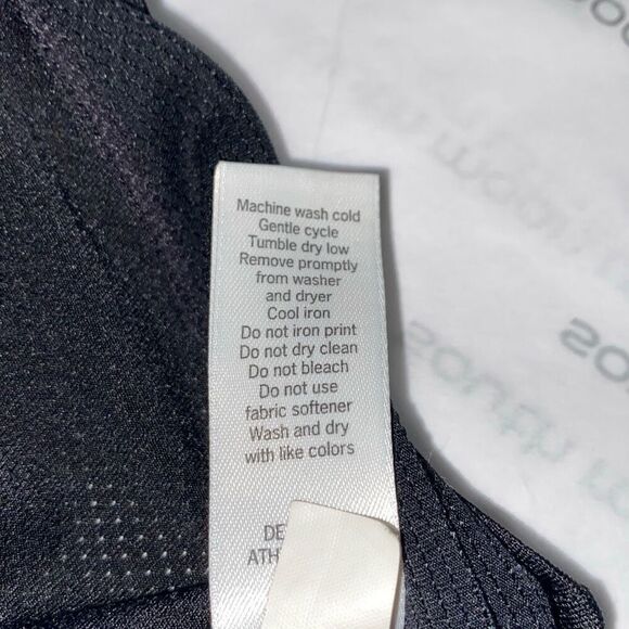 Athleta Small Black Gel Mesh Supercharged 2-in-1‎ Shelf Bra Tank Top Small Black - Picture 15 of 16